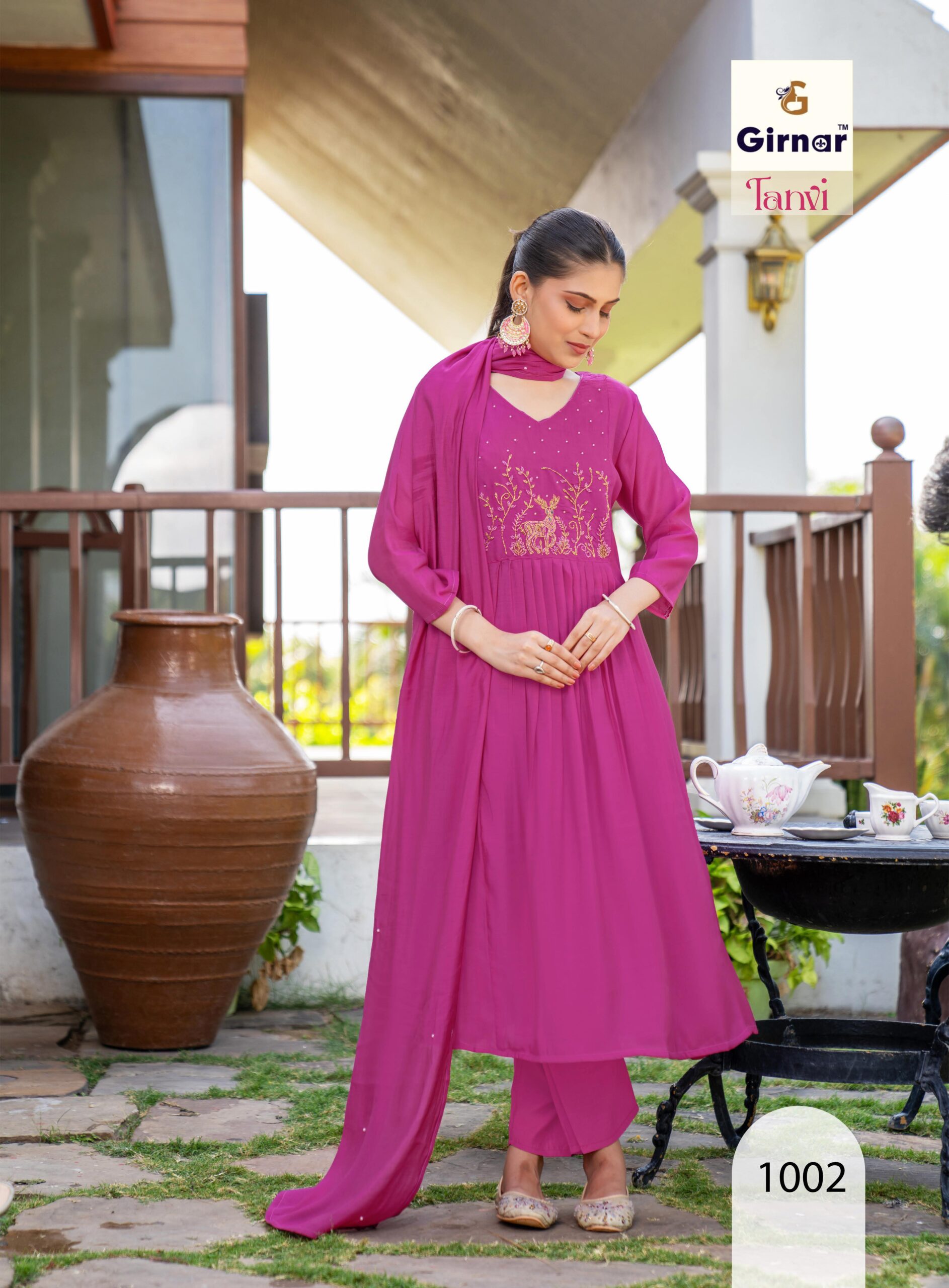 designs focus on effortless fashion easy to wear - Image 6